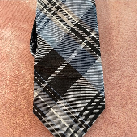George Black and Gray Plaid Tie - Picture 2 of 10